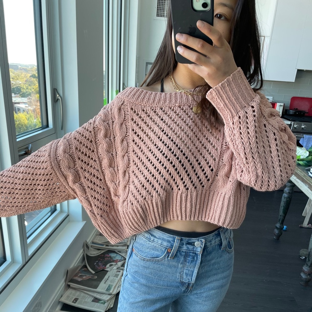 Urban Outfitters crop high waist sweater oversize